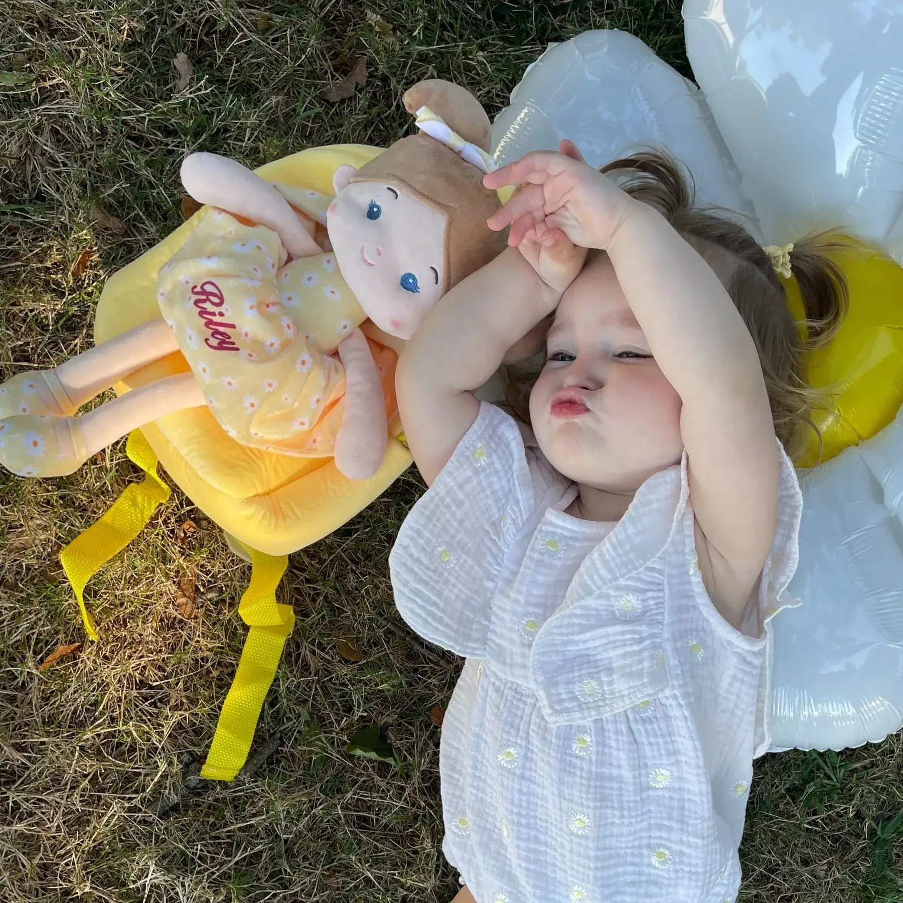 Personalized Daisy Girl Doll Backpack - Yellow - Image 4